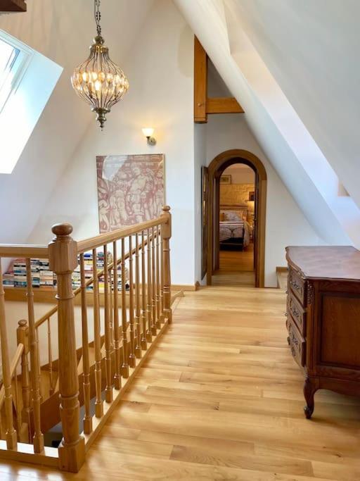 Charming 19Th Century Farmhouse With Pool Витрак Екстериор снимка