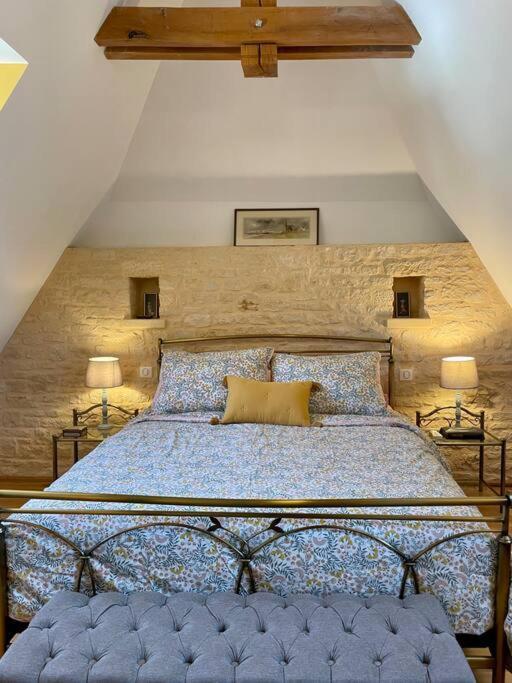 Charming 19Th Century Farmhouse With Pool Витрак Екстериор снимка