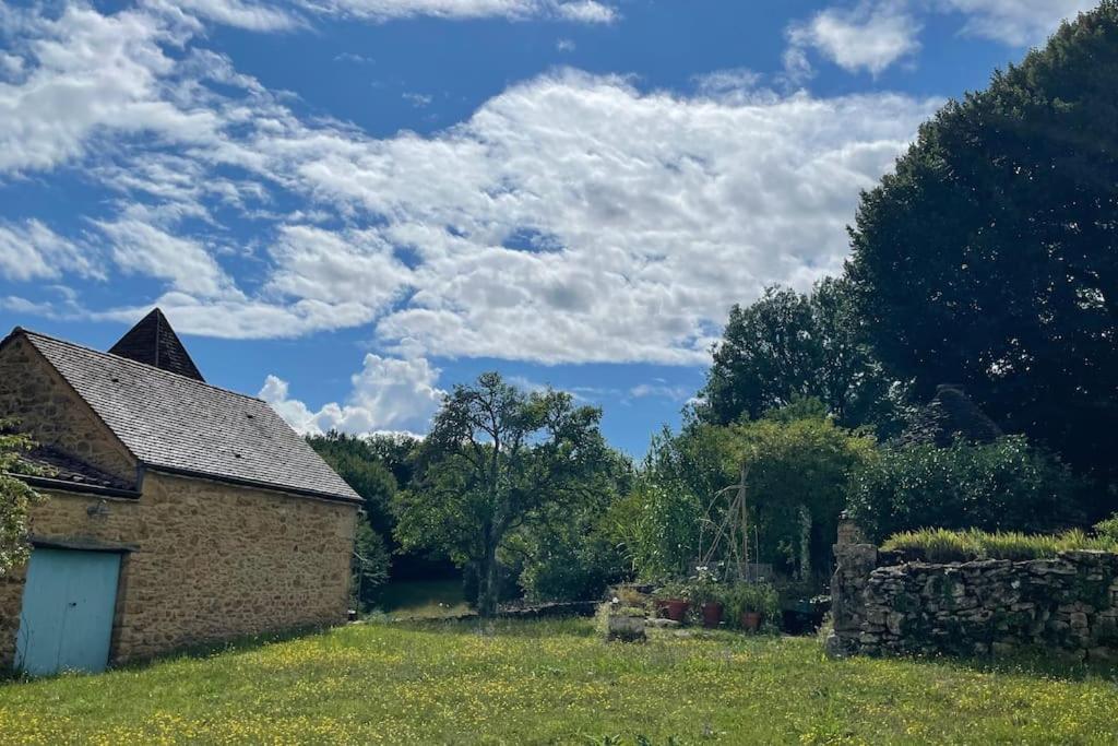 Charming 19Th Century Farmhouse With Pool Витрак Екстериор снимка