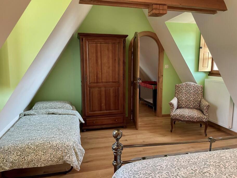 Charming 19Th Century Farmhouse With Pool Витрак Екстериор снимка